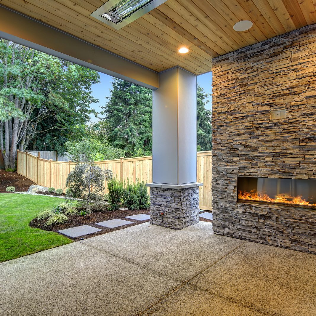 outside-patio-square Custom Features